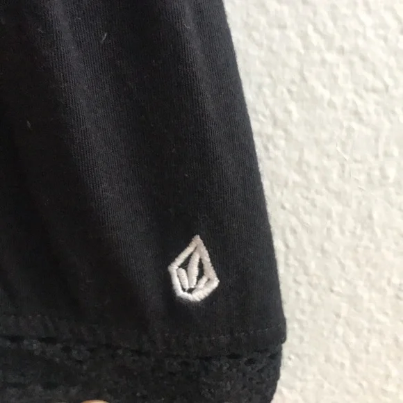 Volcom Black Sleeveless Dress - Picture 5 of 7